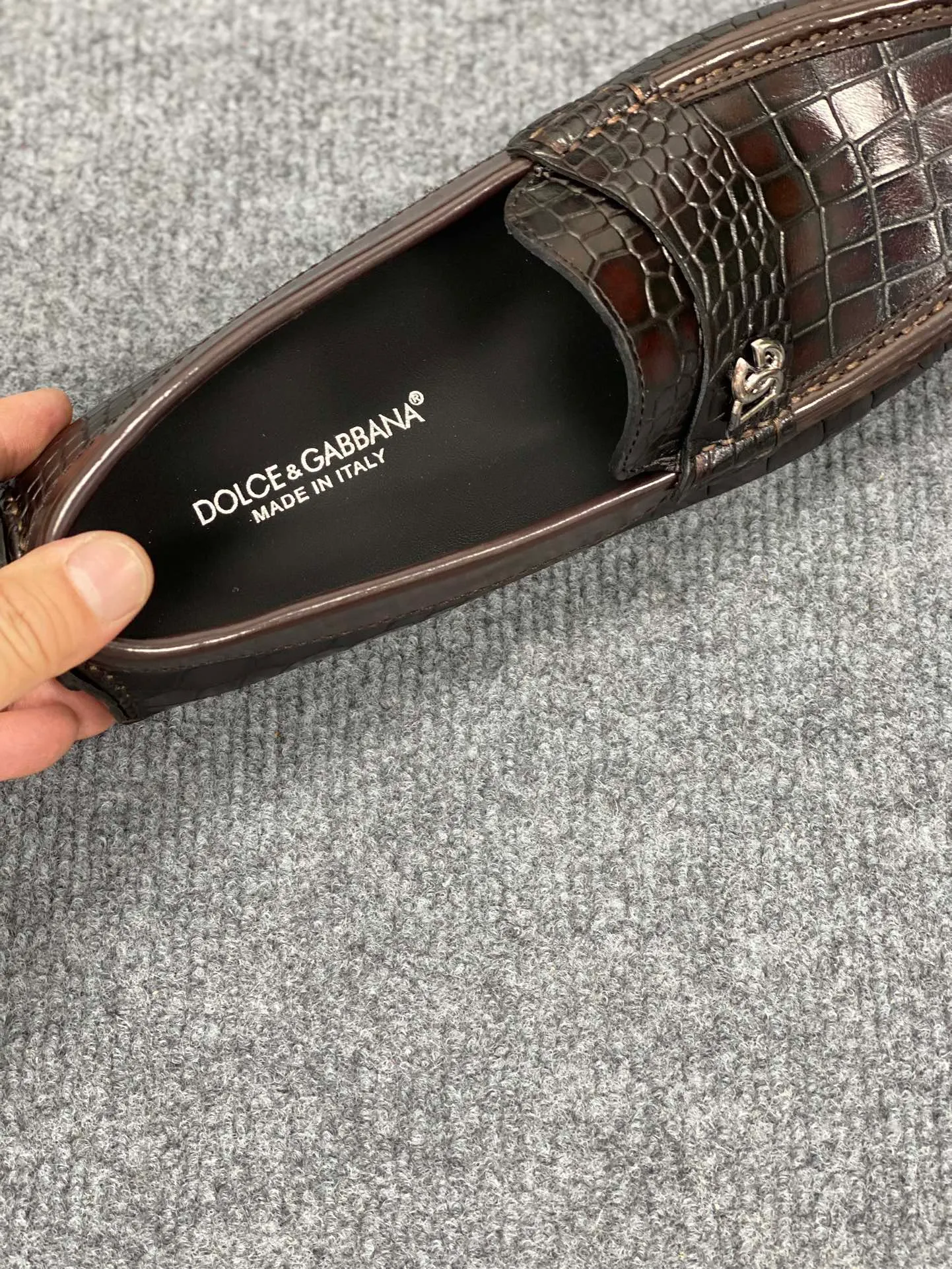 Men's Men's Shoes Men's Men's Shoes 💰700 new style "DG Duban Spring New Casual Driving Shoes" latest hot style, top brand luxury ~ purchasing agency, top quality ~.  The upper is made of imported original cowhide with fine workmanship. The original stylish and stylish soft rubber wear-resistant and non-slip outsole is light and comfortable on the feet. The real thing looks better in real life, 38-45